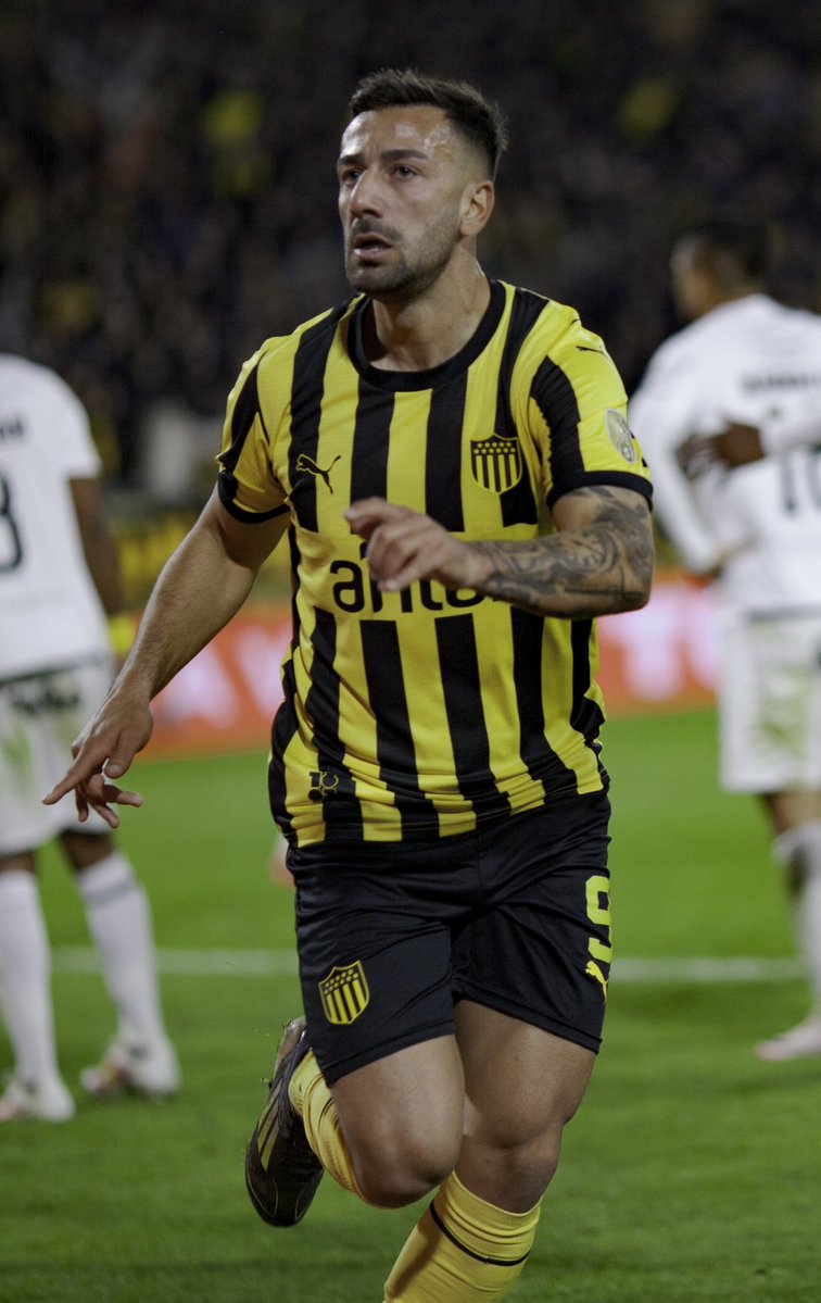 ANGULO LE DIO COCAINA A UMPIERREZ Y LO HIZO HOMBRE tweet media