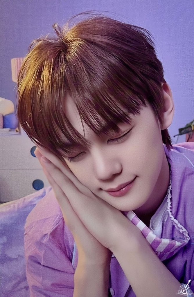 — wtb yujin &amp; gyuvin boboan season greetings 2024 pob appmus please . .
🏷️ sg24 apple music zb1