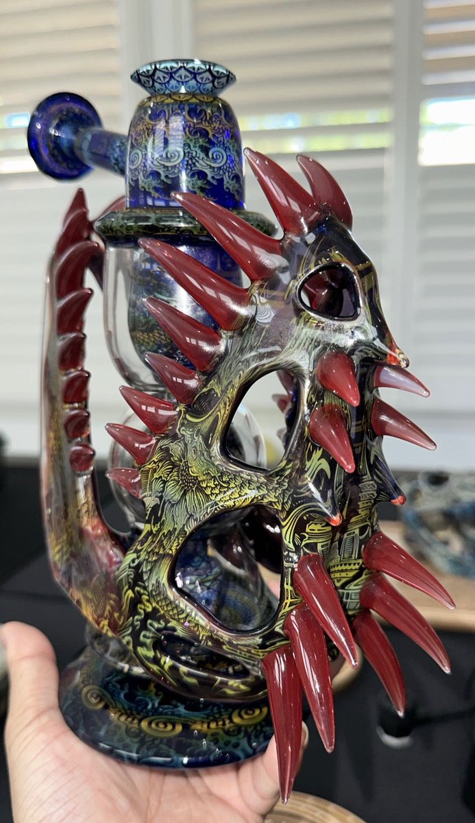 ismokeloud tweet media