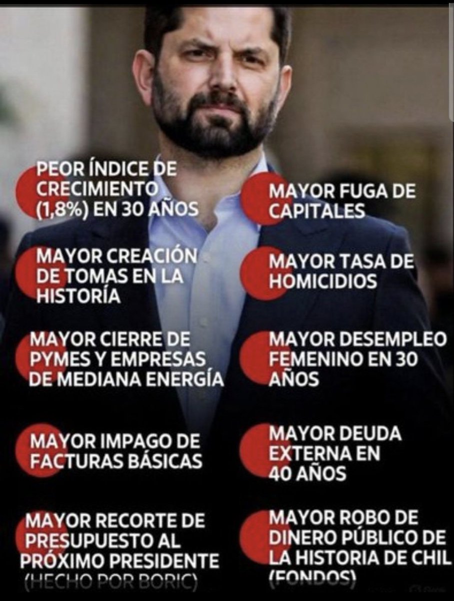 LoreKaro tweet media