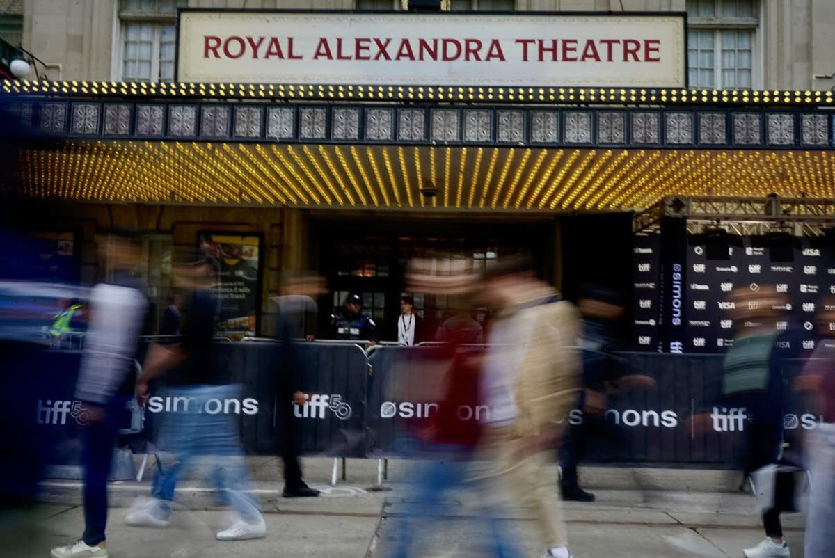 Jon Captures tweet media