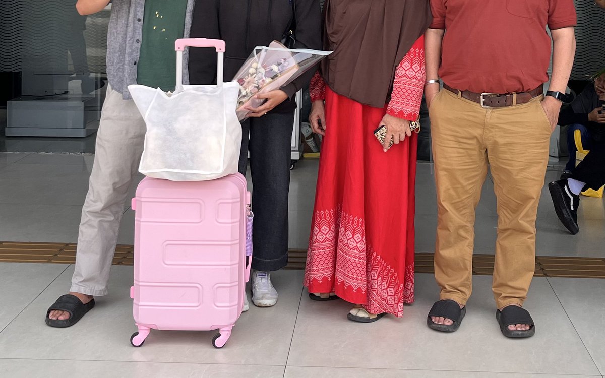 couchpotato tweet media