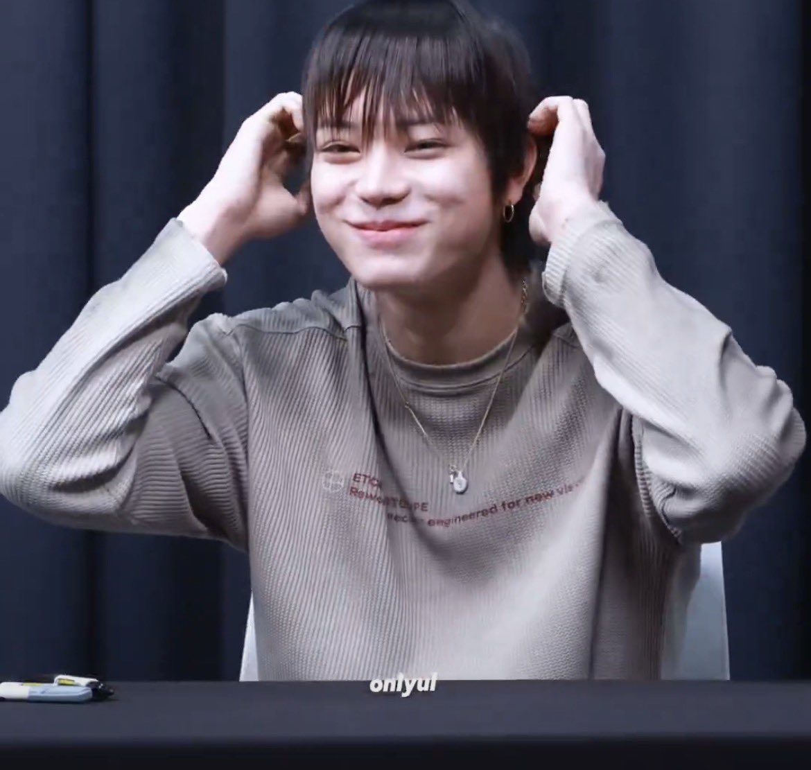 titi ♰ tweet media