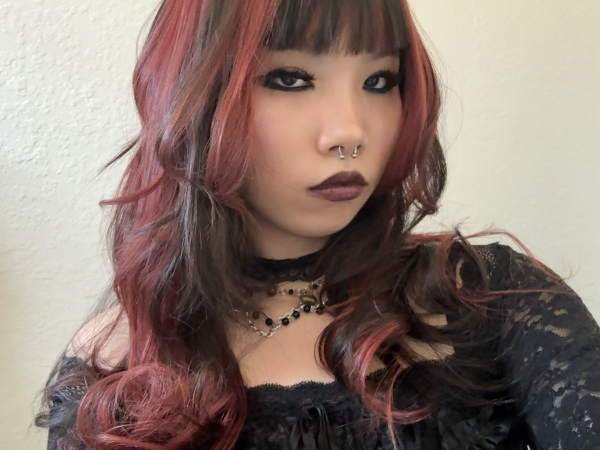 devyn ♱ tweet media