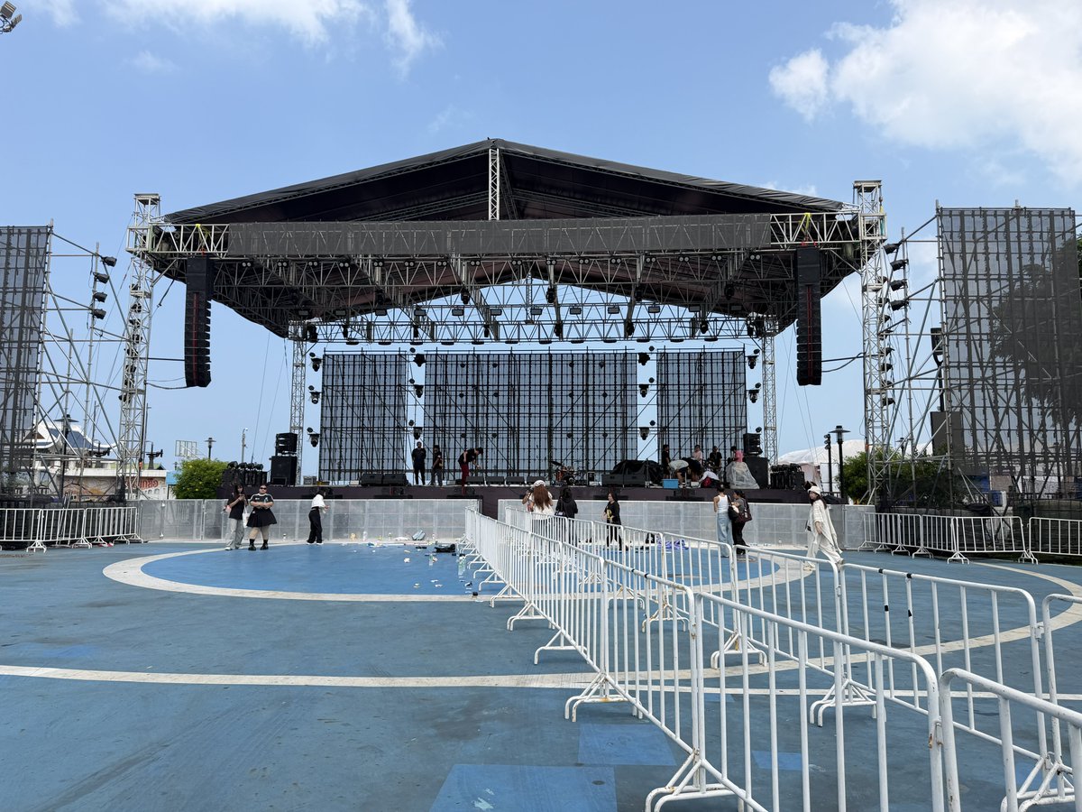 นับถือ — rest tweet media