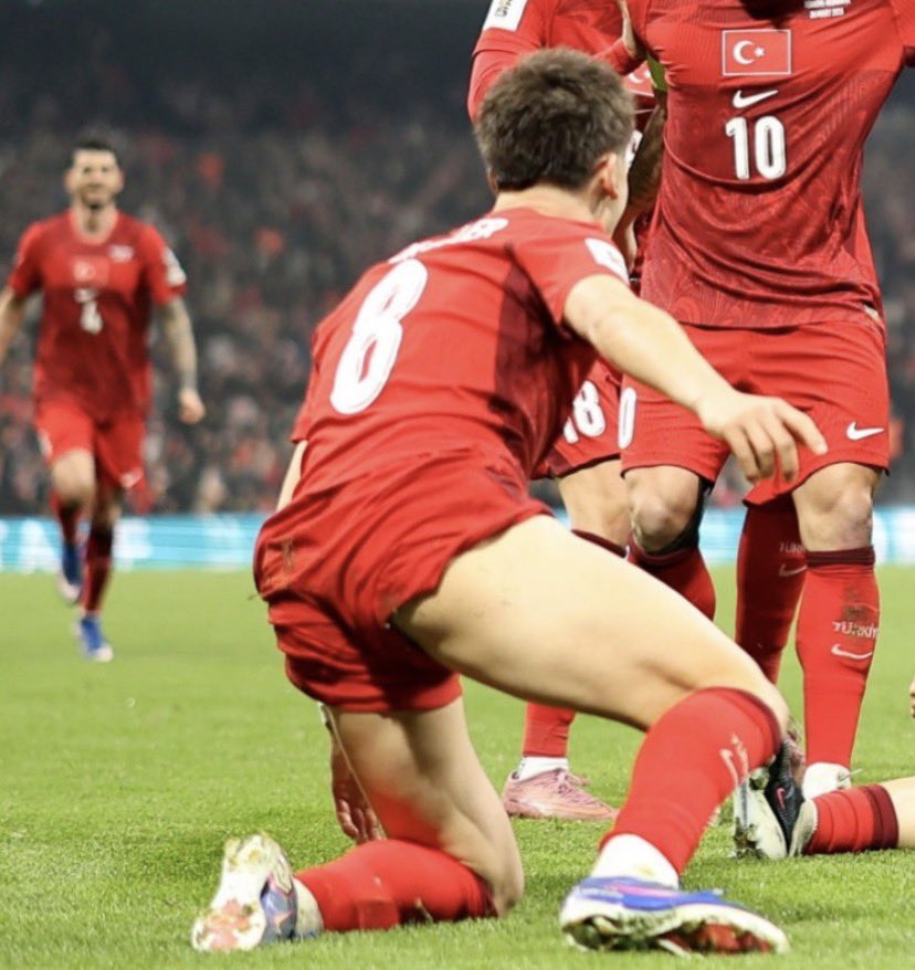 Celebs & Footballers tweet media