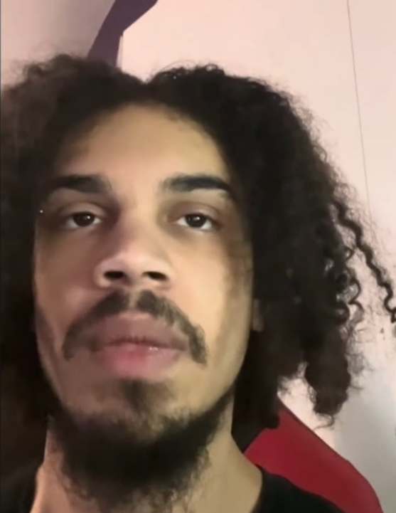 ざわ..ざわ.. tweet media