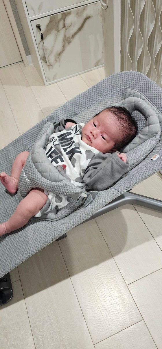 ドスコイ三唱 tweet media