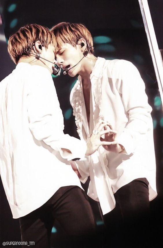 For Jonghyun tweet media