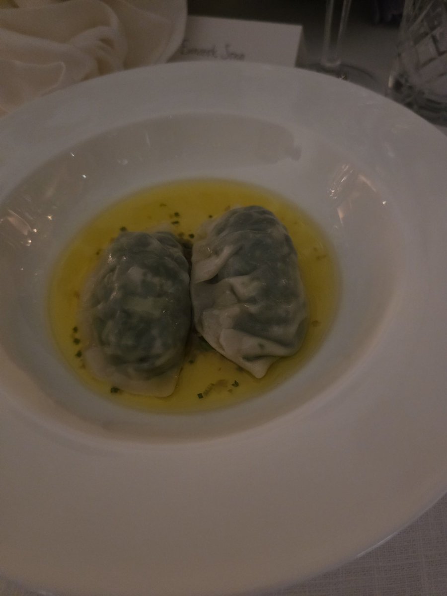 ma_caron tweet media