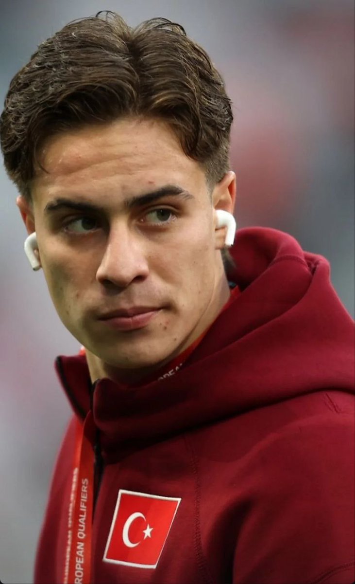 Dustin Kretschmer tweet media