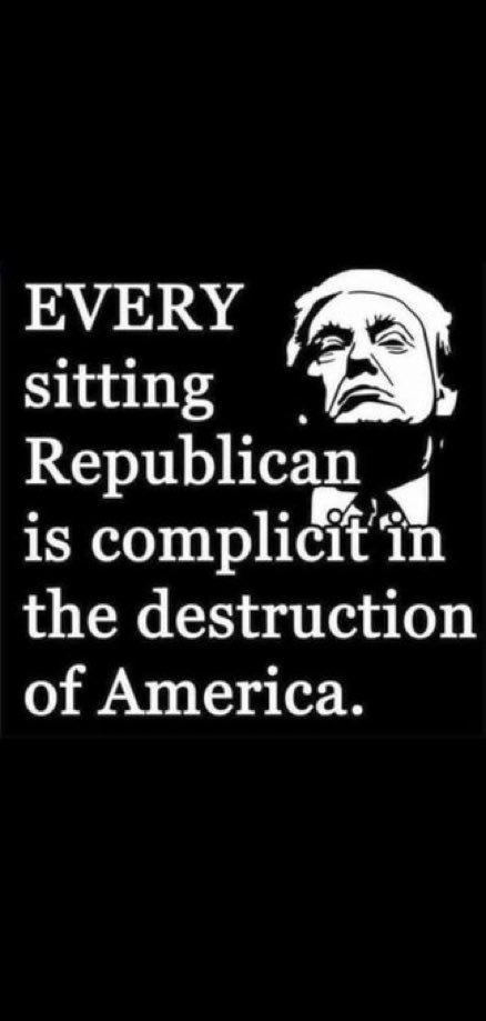 Lea Thompson tweet media