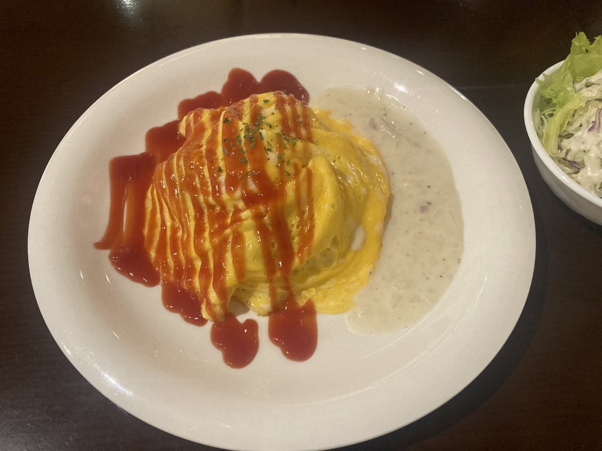 sos_PLUS1's tweet photo. 今年初めて昼から休日満喫してます！ https://t.co/0PGonuygjZ