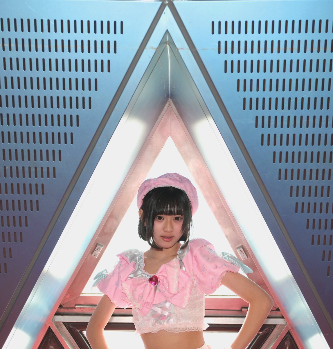 alpha900 tweet media