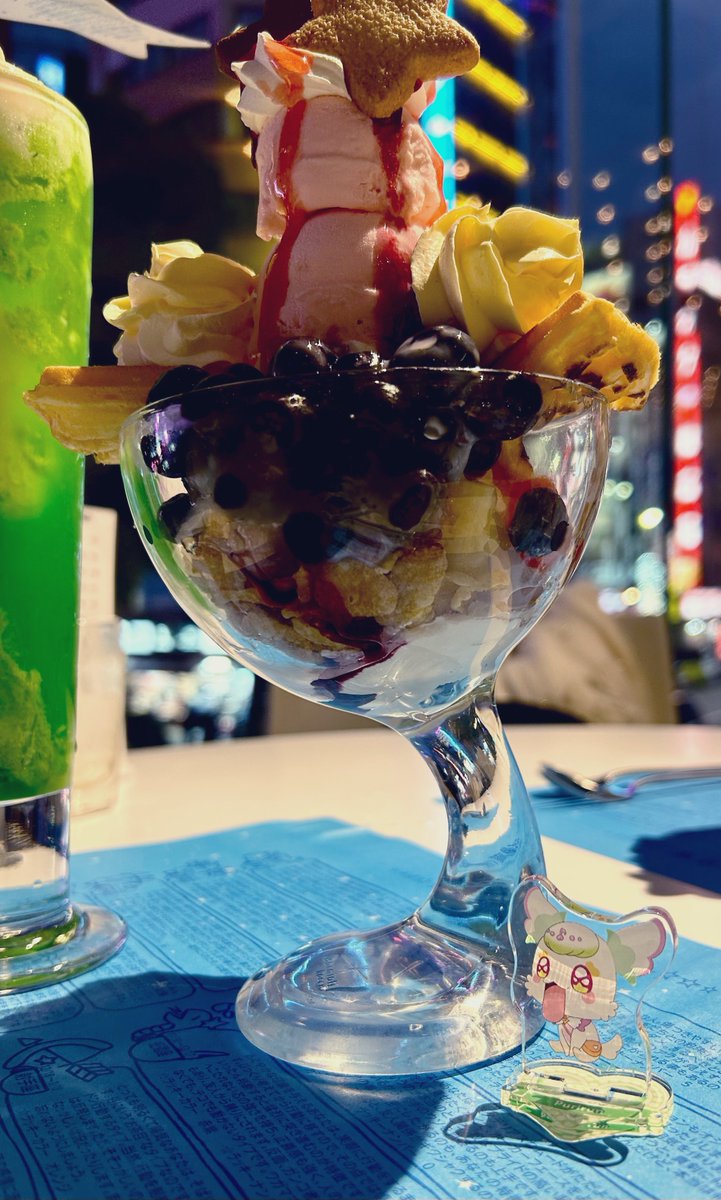 ひおり tweet media