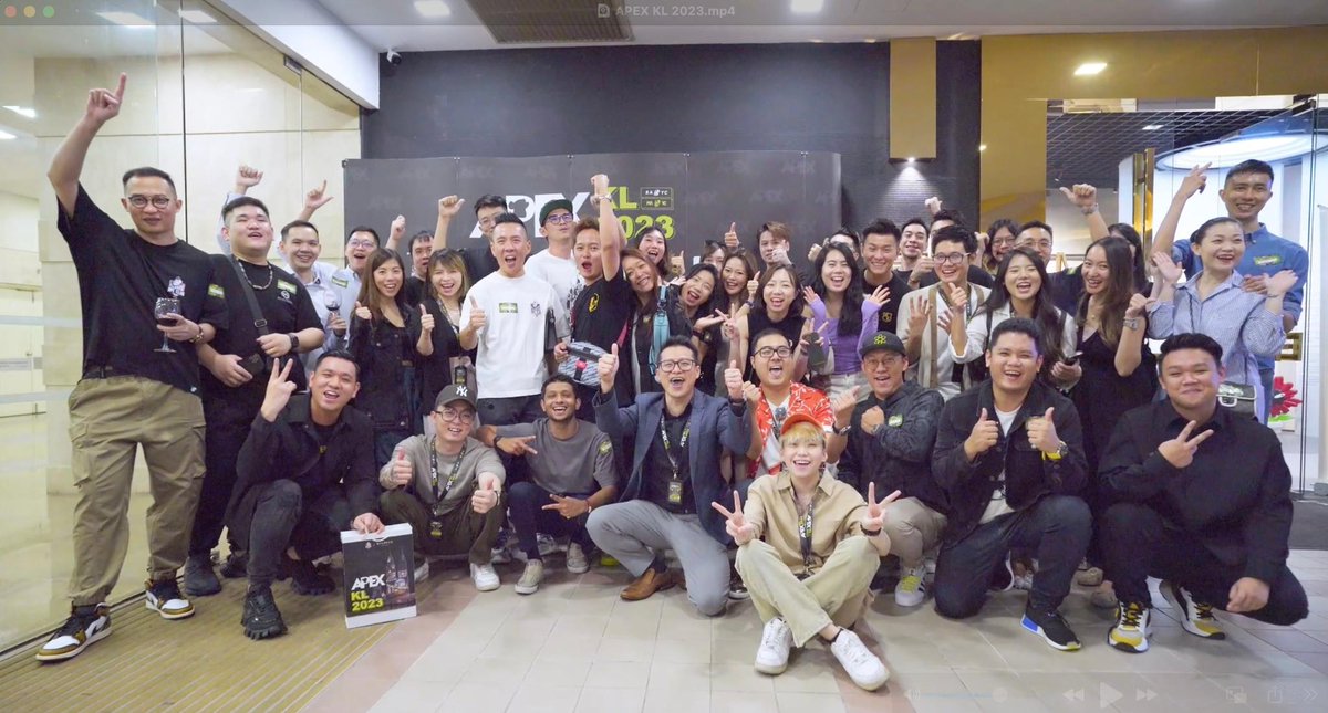 FoxyPenguin 小狐狸 tweet media