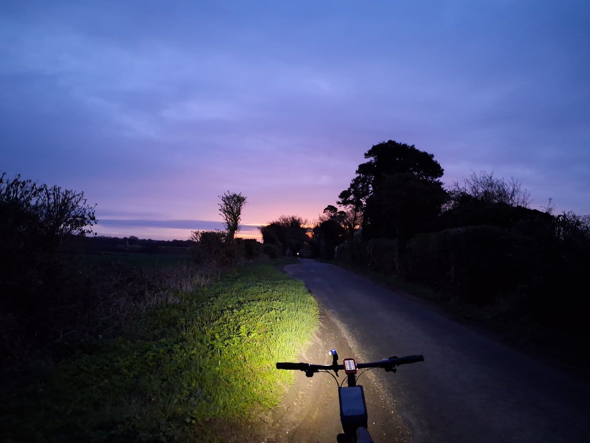 Cycling Trucker tweet media