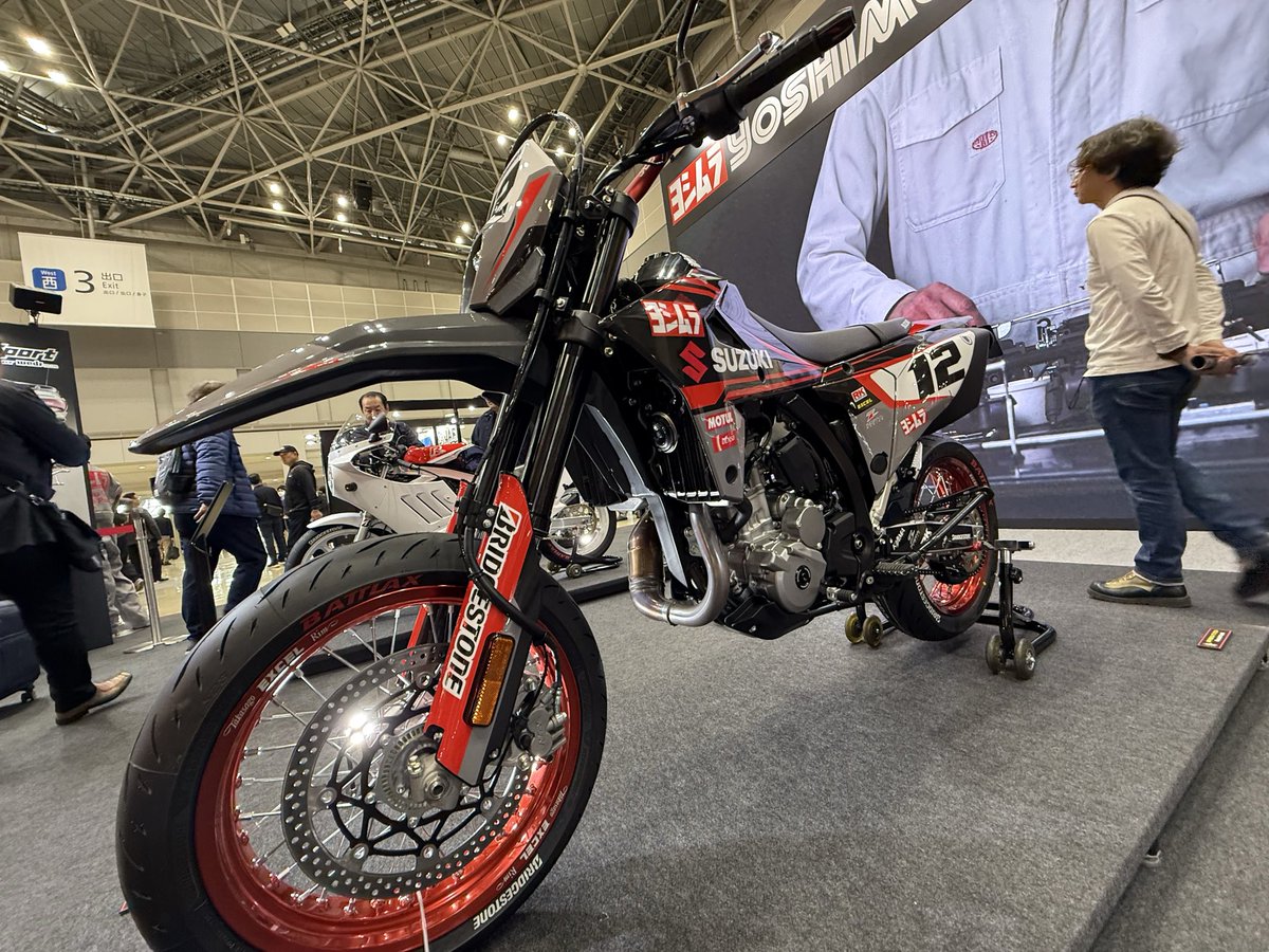 ハタボー tweet media