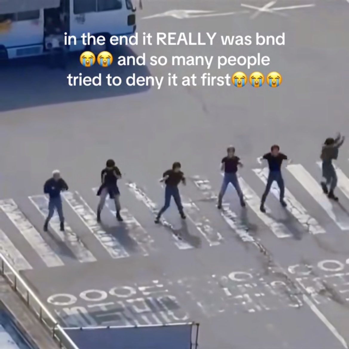 vane 🌸🐈 tweet media