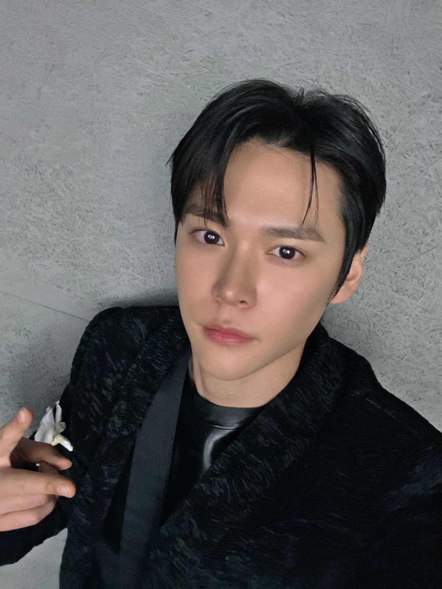 서㉪ㅣ tweet media