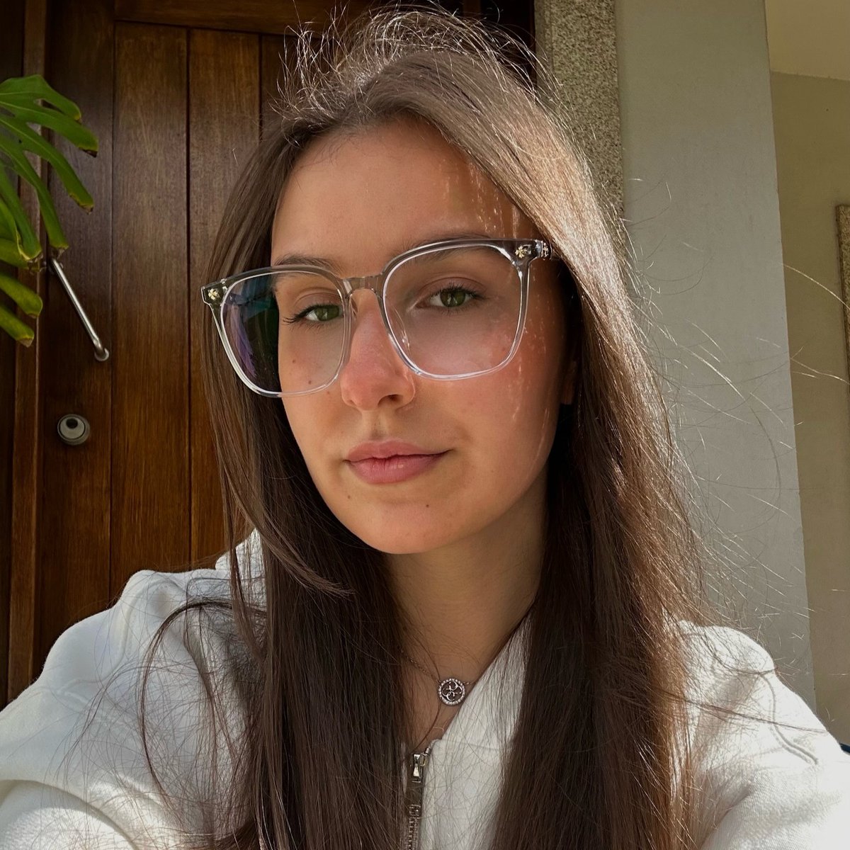 GlassesShop tweet media