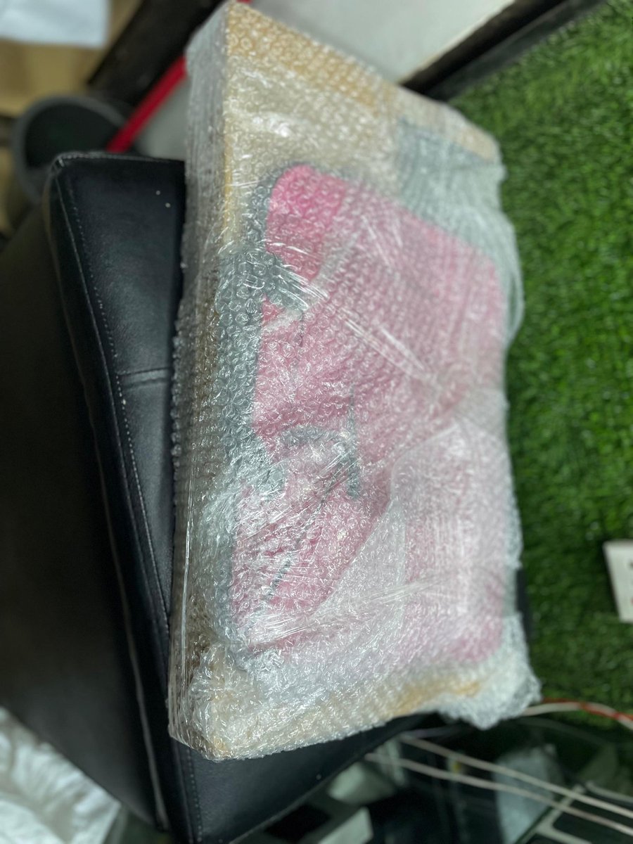 Bizzie's Gadget Hub | Phones & Laptops tweet media