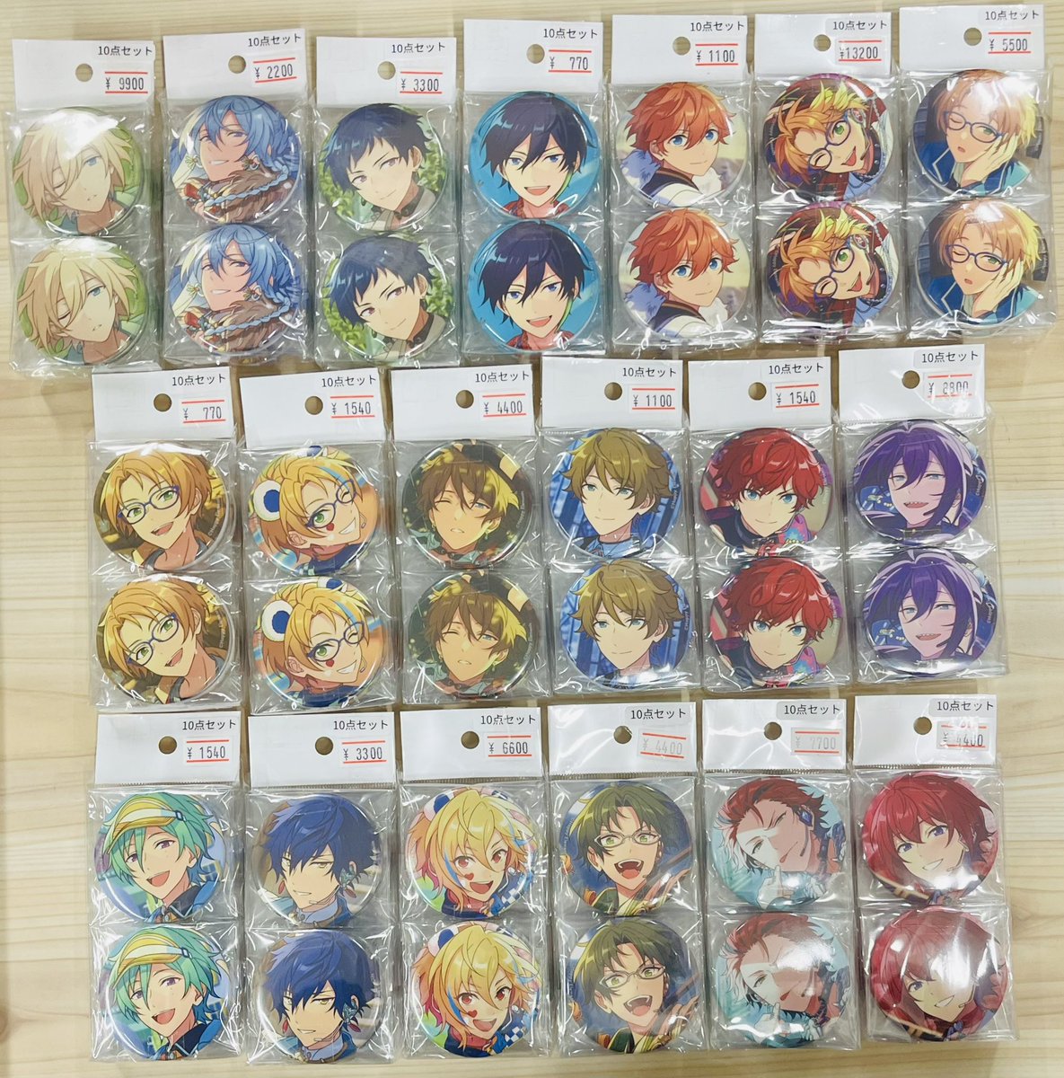 🐨入荷情報🐨】 あんさんぶるスターズより、 コレクション缶バッジ が