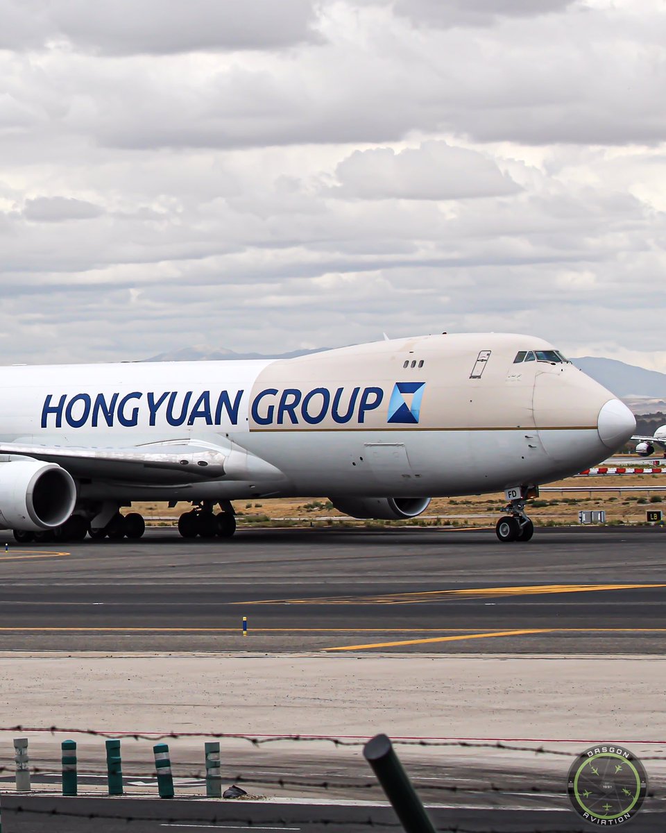 dasgonaviation's tweet image. "La Reina de los Cielos" rodando en LEMD, en este caso del grupo carguero Hongyuan Group📦✈️

@Spottersbcn 
#aviation #spotting #madrid #boeing #b747 #hongyuangroup #taxiing #passion