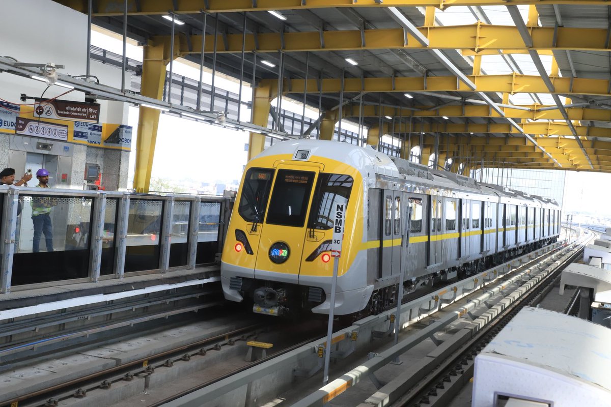 Indore Metro Rail tweet media