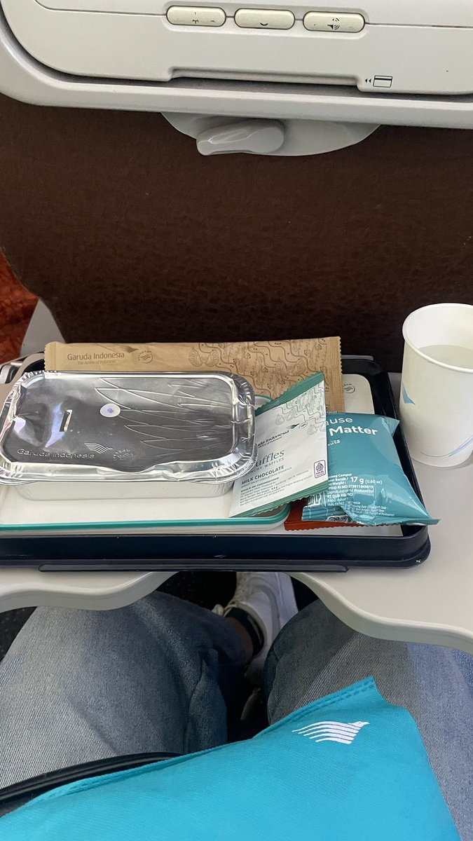 zeenirafg✨ tweet media