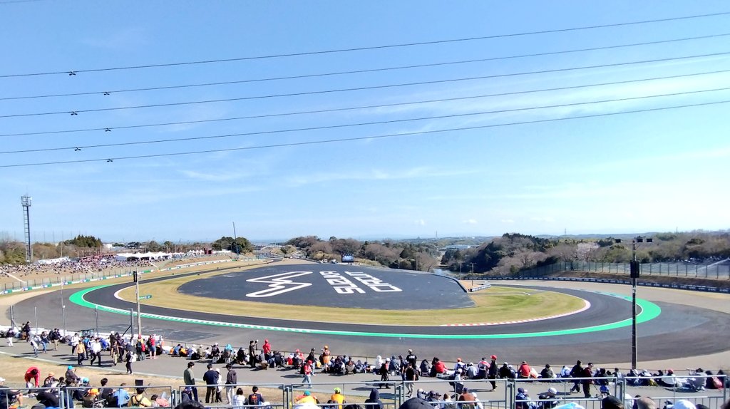 LH_CG891 tweet media