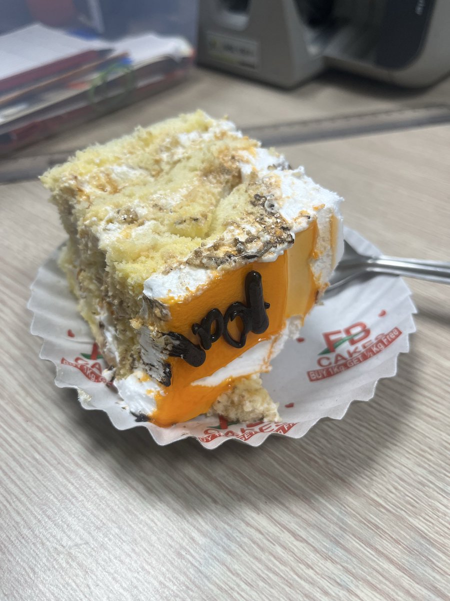 K E E F A R 👽 tweet media