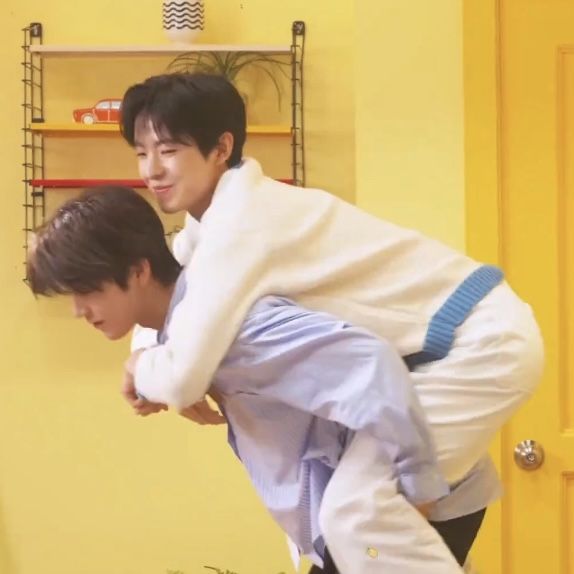 찰리찰리 tweet media