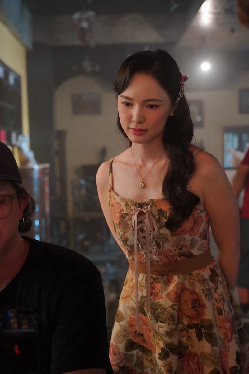 ยิ้มหวานๆ แต่สายตาไม่ธรรมดา 😈
#บัวนลินทิพย์ #สาปโลกา