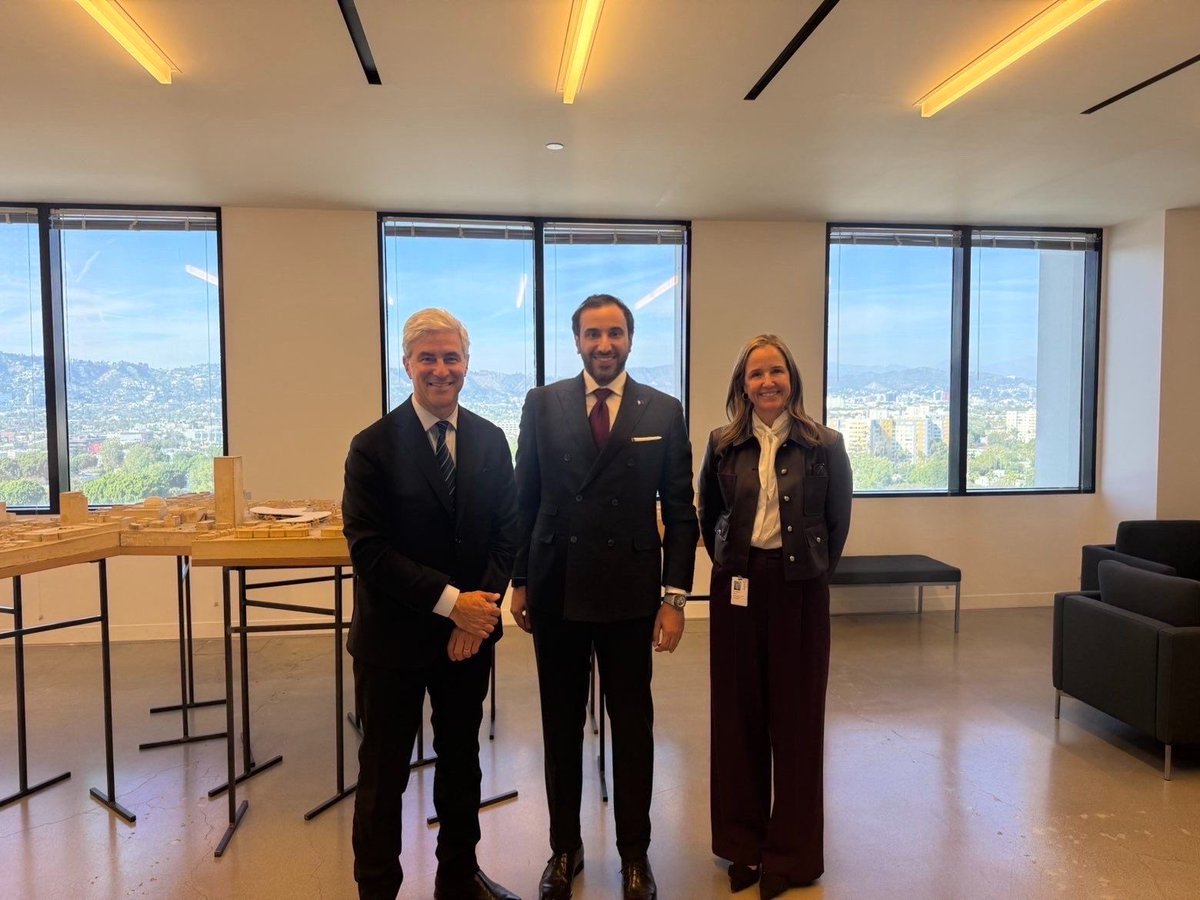 Qatar Consulate LA tweet media