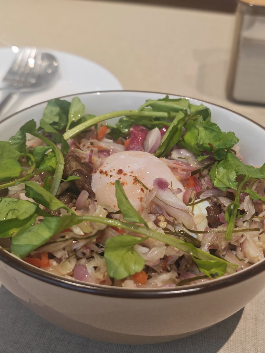 Emotsper (New acc) tweet media