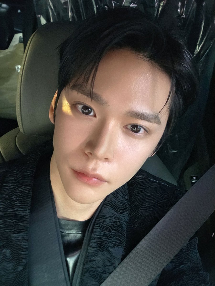 🪨 : เลิกงานแล้วครับ
🪨 : ขึ้นรถแล้ว กำลังจะกลับบ้าน
🪨 : เหนื่อยมาก คิดถึงหนูด้วย