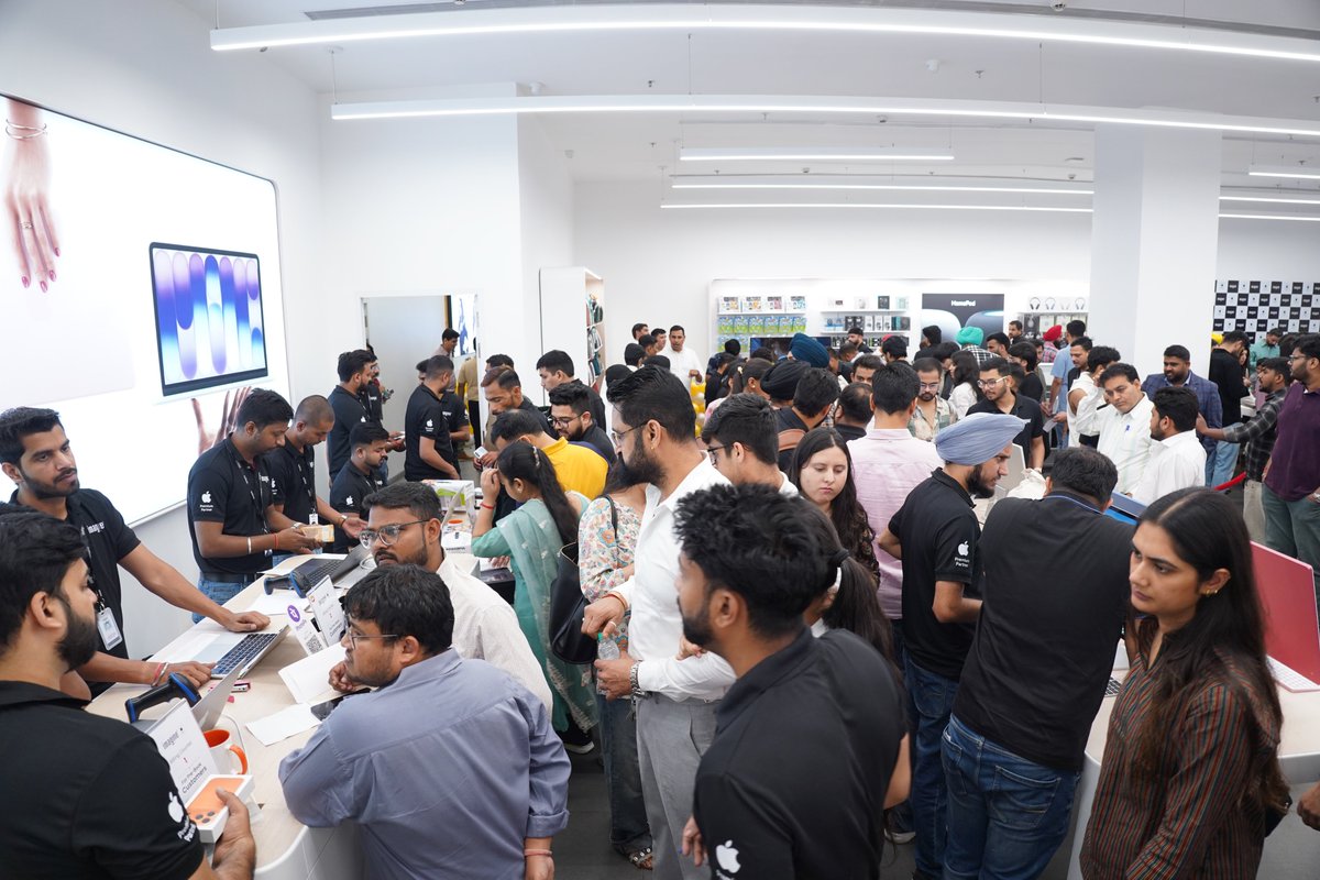 Imagine Apple Premium Partner tweet media