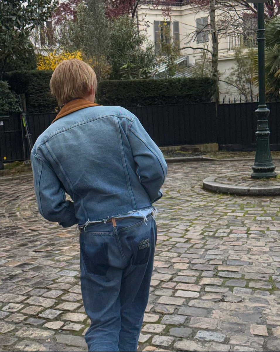 zee ᯓ★ tweet media