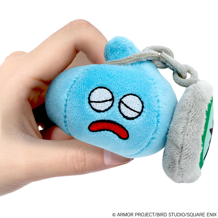 SQEX_eSTORE's tweet image. 【再受注開始】「#ドラゴンクエスト」より、思わずぎゅっと握りたくなる癒し系グッズが再登場！

🔵スライム⚪️はぐれメタル
🟢#ドラクエウォーク「しょぼミチ」の3種

中身に低反発素材を使用し、布製の生地で包んだ、とても感触の良いグッズです。#DQ #ドラクエ
sqex.to/ti3a0