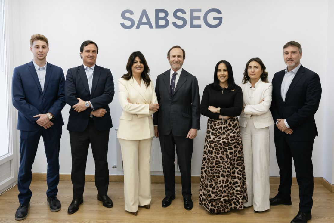 cyleconomica's tweet image. .@sabsegseguros apuesta por #CyL con la #inauguración de una #oficina en #Valladolid ow.ly/IaMs50Yz0my #bróker #seguros #empresa #pyme #proximidad