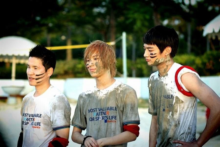 hourly rare shinee tweet media