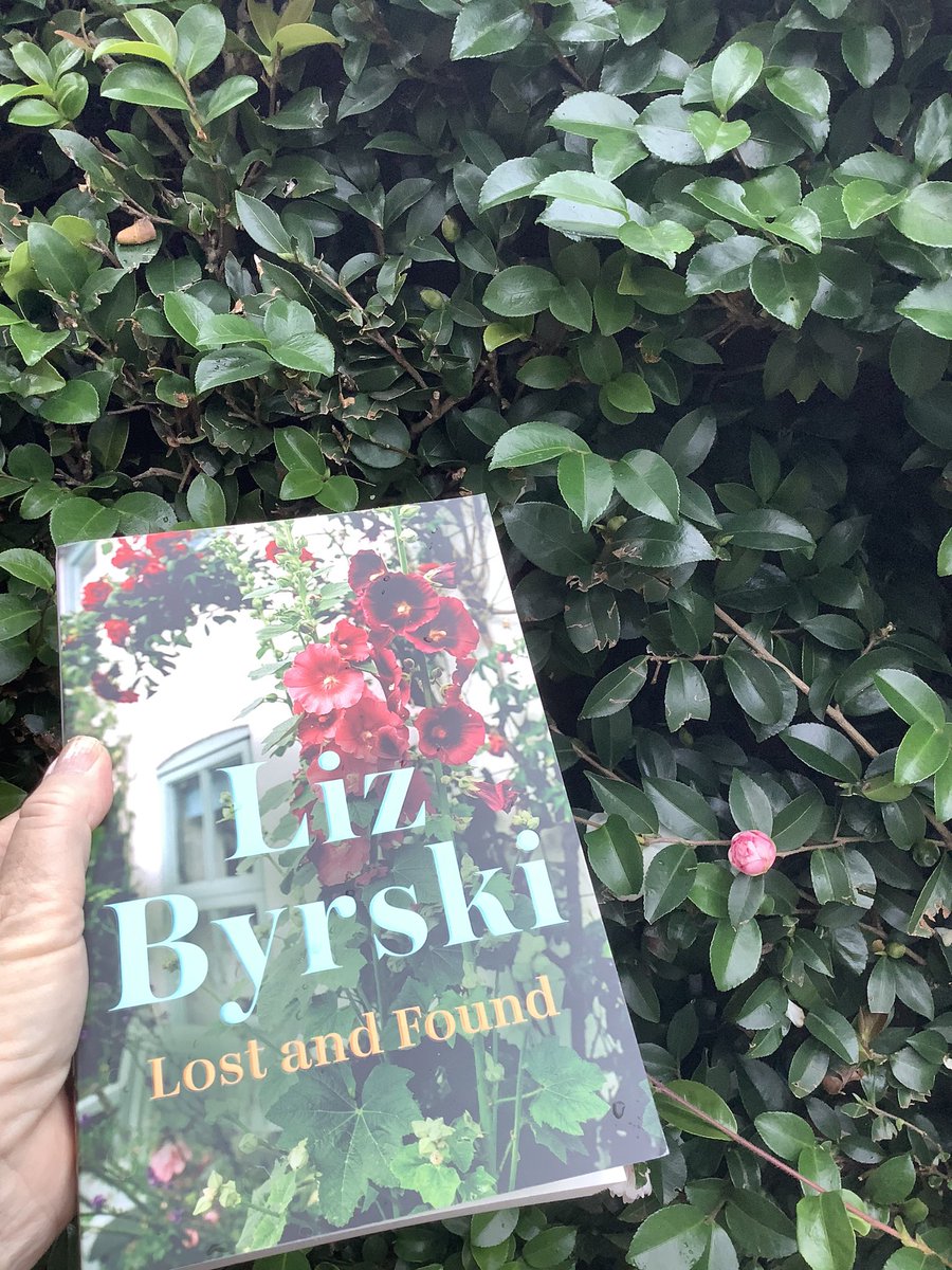 Veronica @ The Burgeoning Bookshelf tweet media