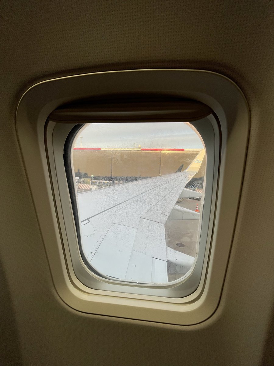 vee 🍉 tweet media