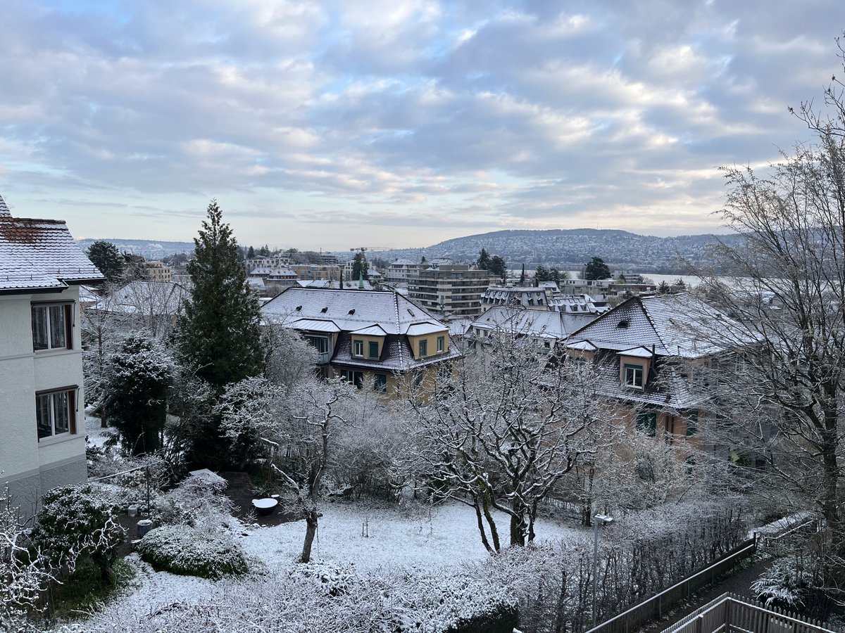 Nicola Spaldin tweet media