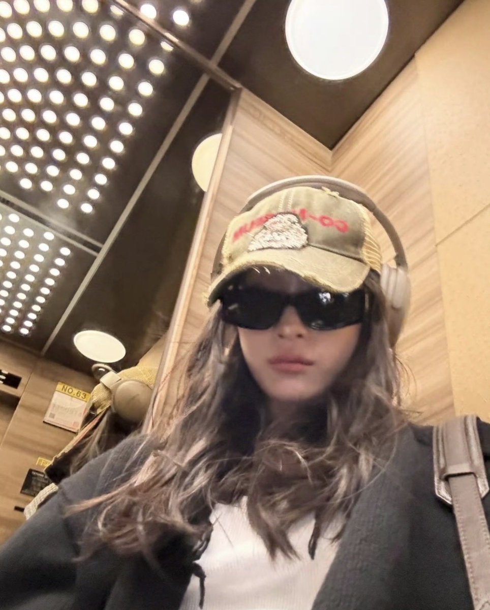 annie rated tweet media