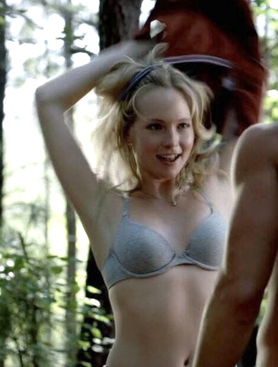 Pop effect tweet media