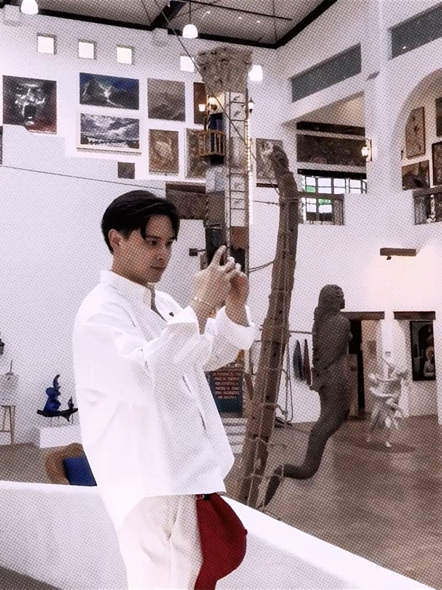 azralph thinker 𝜗ৎ tweet media