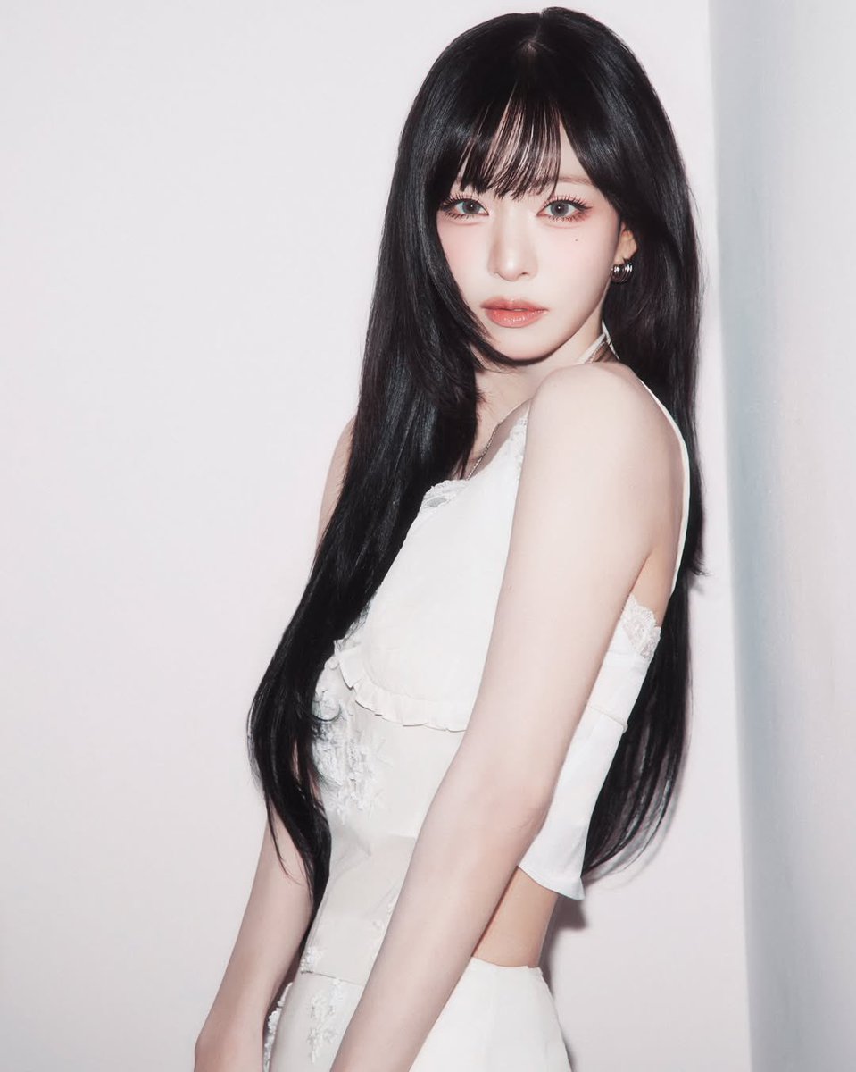 X에 공유된 이채영 인스타그램 업데이트 이미지