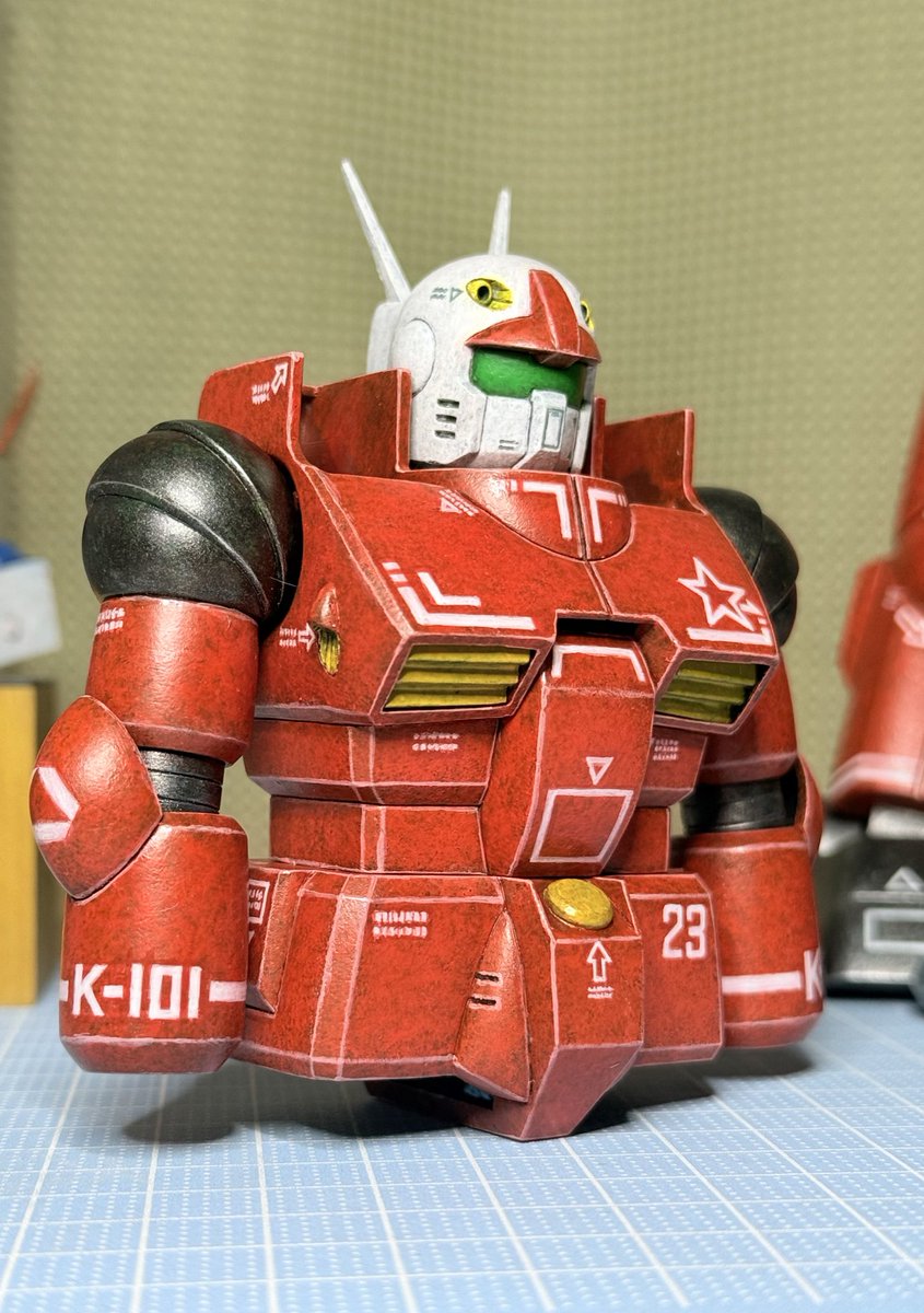 レビハチ tweet media